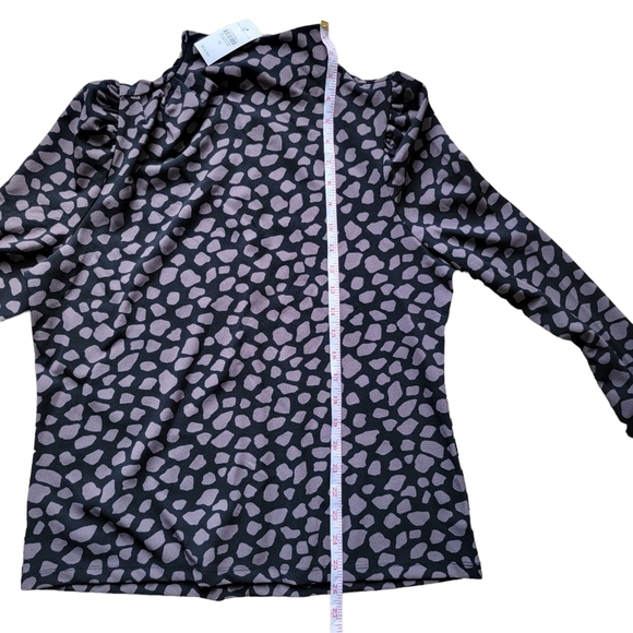 NWT Ann Taylor Size M Long Sleeve Black/Purple Leopard Mock Neck - Picture 4 of 7